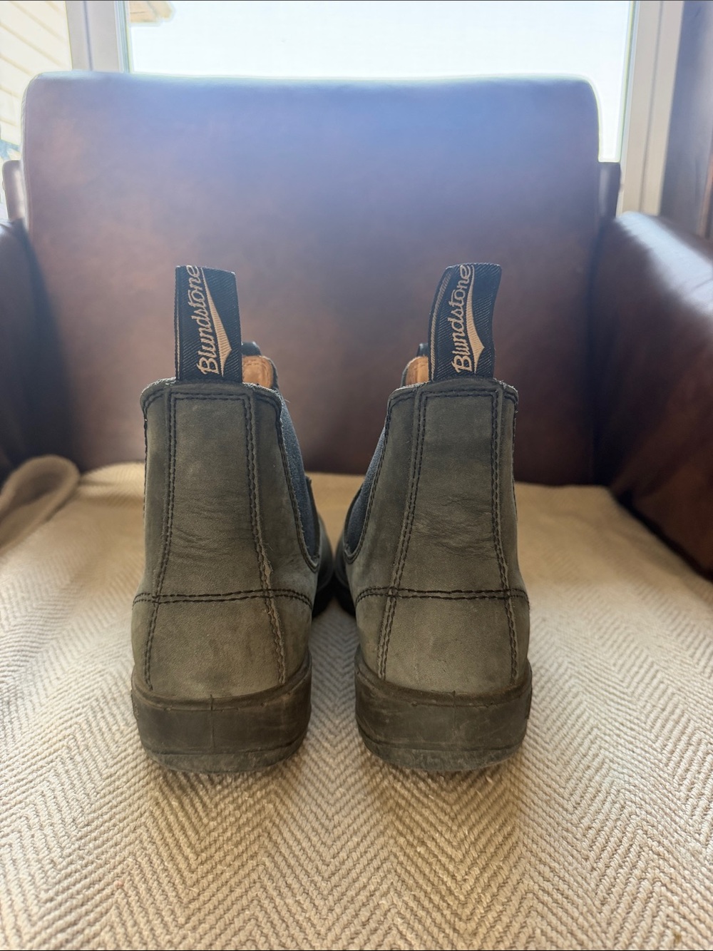 Women’s Blundstone Boots - Picture 3 of 8